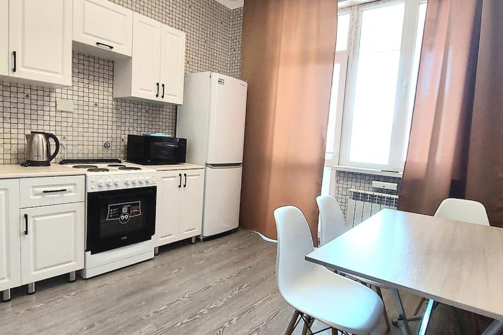 Appartement Аэропорт 15 Минут Экспо Бульвар à Astana Extérieur photo